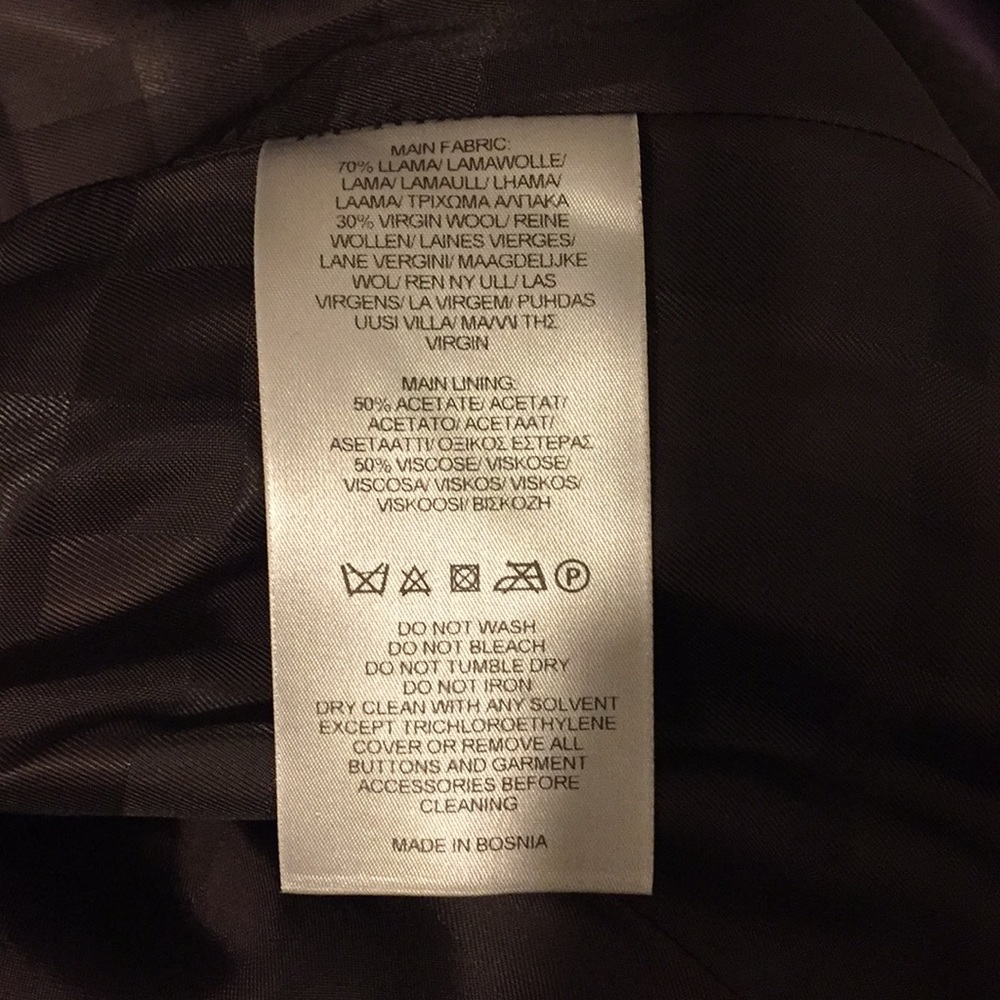 Fabulous Authentic Burberry Coat - Picture 10 of 10